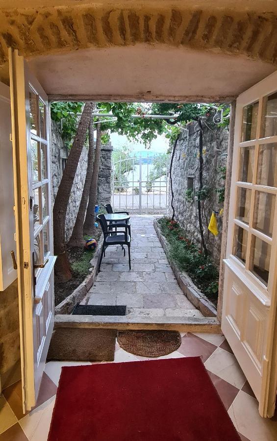 Apartment Waterline Πέραστ Εξωτερικό φωτογραφία